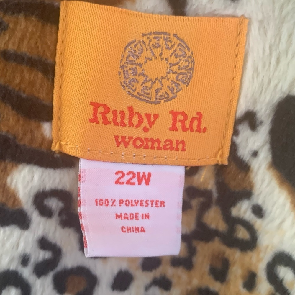 🖤SALE Ruby Rd. Animal Print Button Front Jacket - Picture 6 of 9
